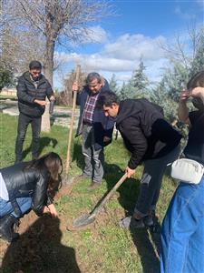 Topluma Hizmet Uygulamaları Dersi Kapsamında Fidan Dikme Etkinliği Gerçekleştirildi