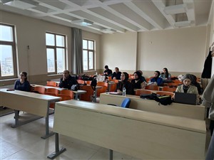Yüksek Lisans Öğrencilerimiz 2025 Güz Dönemi Sonunda Seminerlerini Sundu